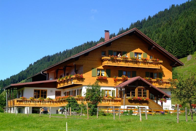 Cozy Guesthouses